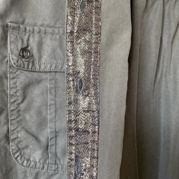 FREE People Women's Moss Off Campus Button Down Shirt Small - Picture 5 of 10